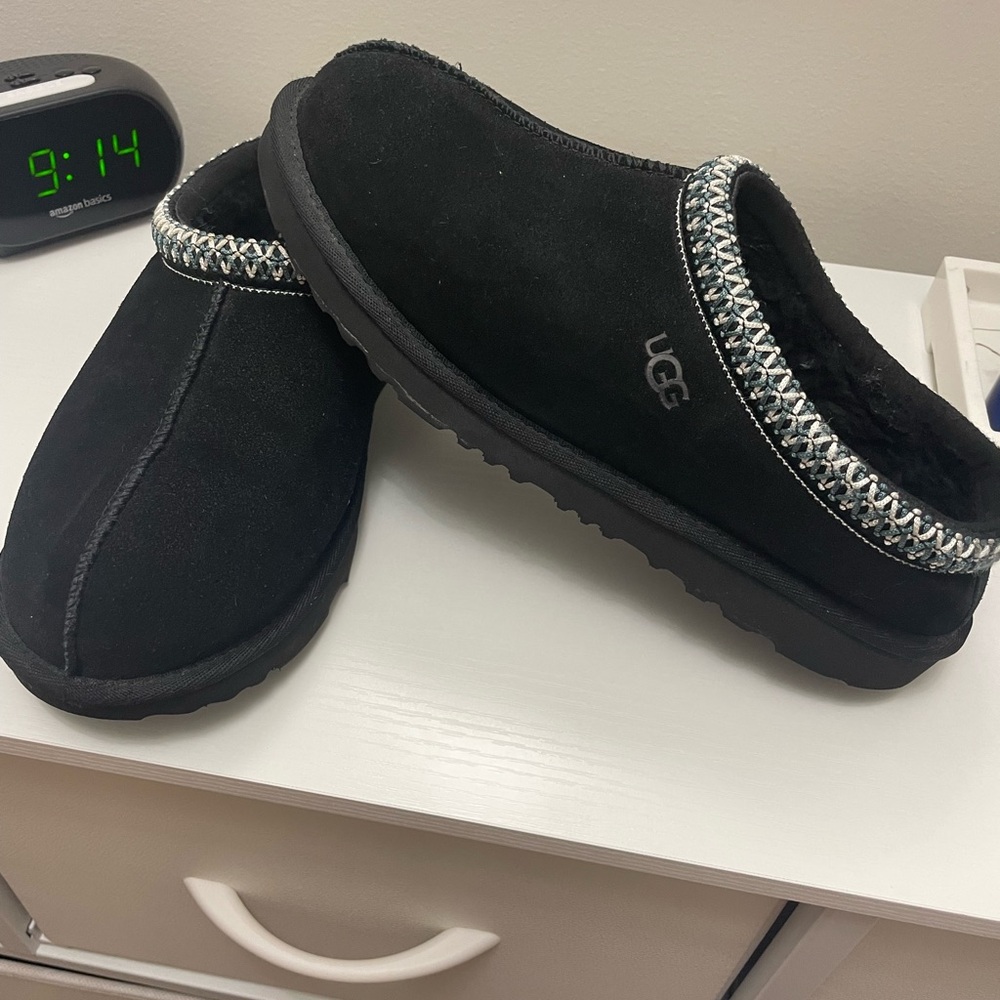 UGG Black Slippers with Knit Accent